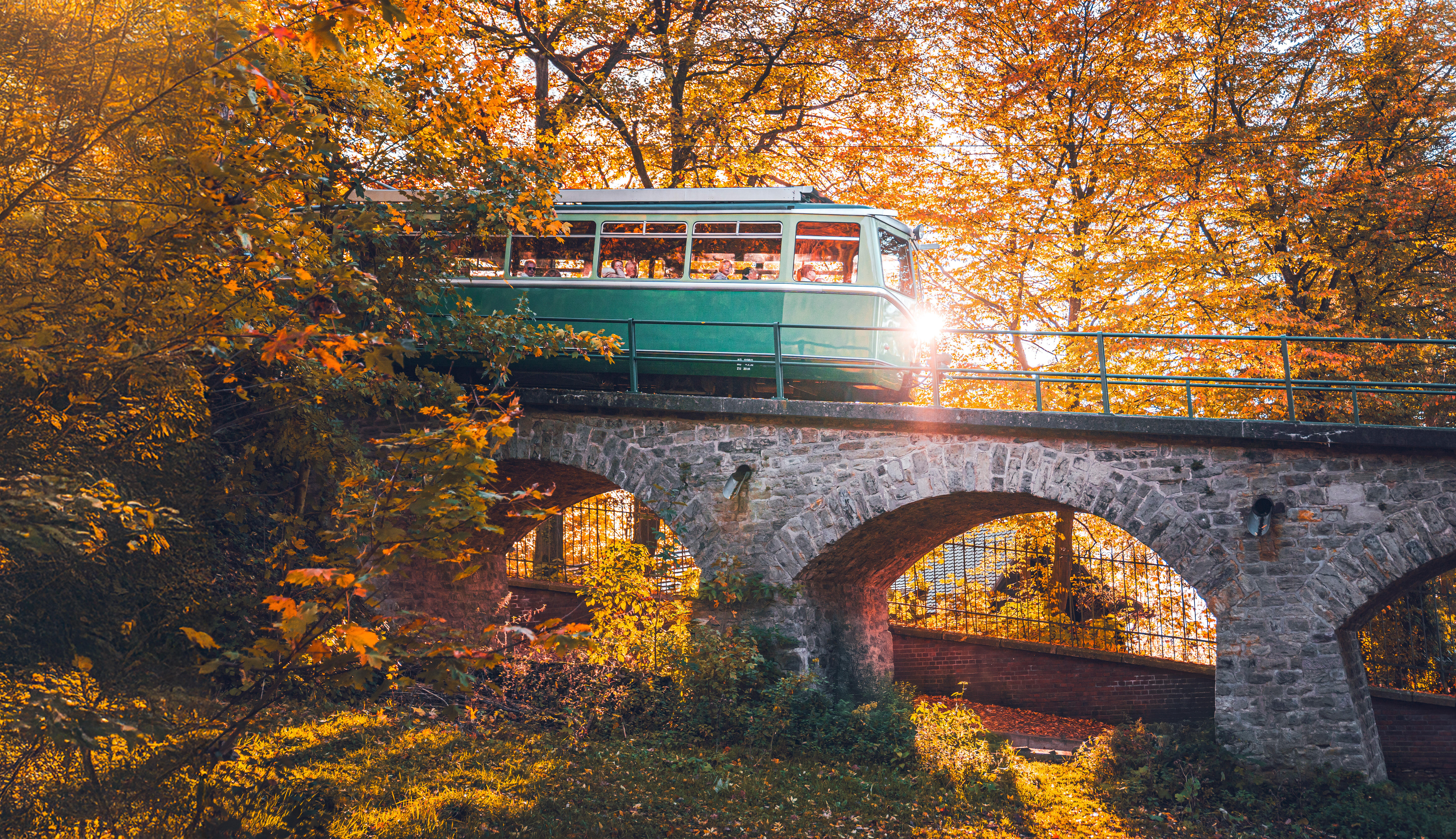 Drachenfelsbahn Aquädukt Herbst